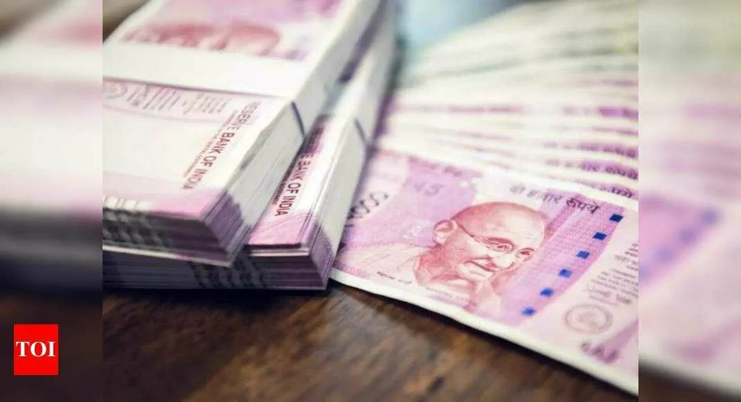 Indian Rupee: Cheaper oil, foreign flows a tailwind for rupee | India Business News - Times of India