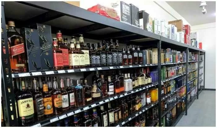 MP to Open Women-Friendly Liquor Shops So That Ladies Can Buy Alcohol Without Inhibitions