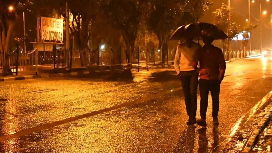 Delhi and Neighbouring North Indian States Set For a Wet Thursday; Five Orange Alerts Issued | The Weather Channel