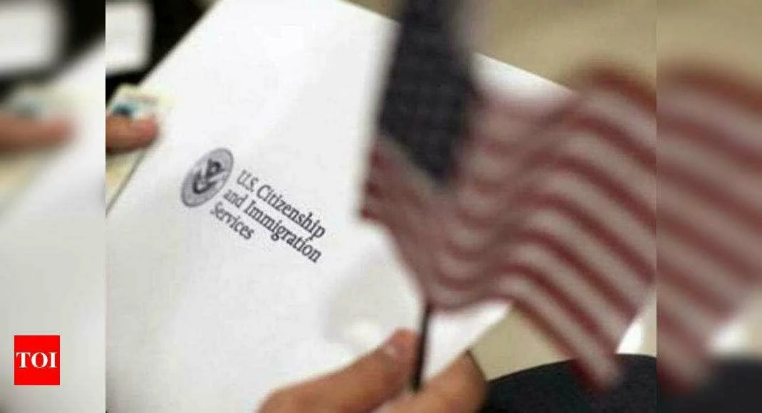 H1b Visa Holders News: H-1Bs can go on unpaid leave, it's a better option, say immigration experts | India Business News - Times of India