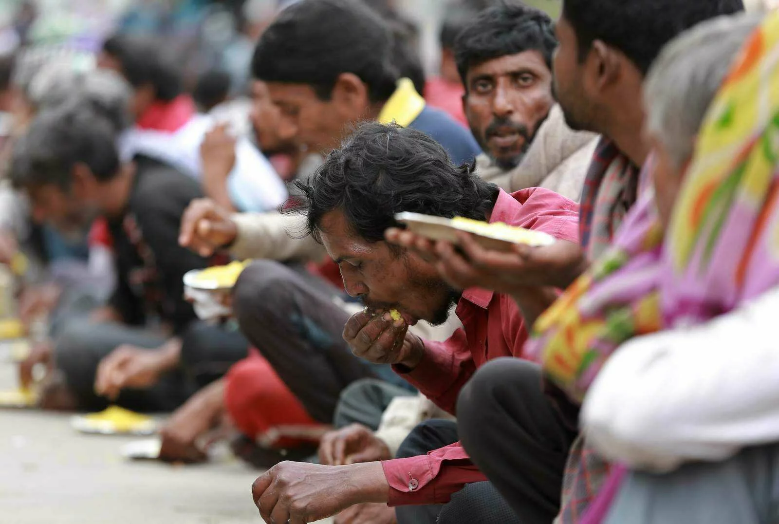 Jobless after virus lockdown, India's poor struggle to eat
