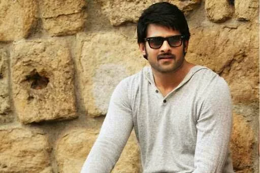 What makes Prabhas the only SOUTH hero who has a fan following in NORTH India | IWMBuzz