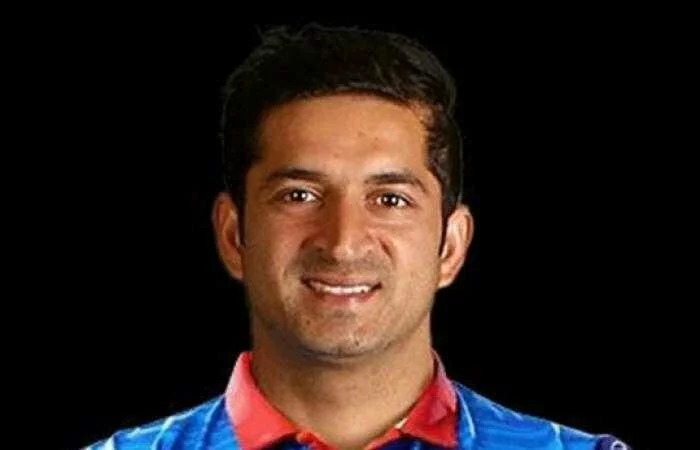 Dhoni more of a leader than just captain: Mohit Sharma