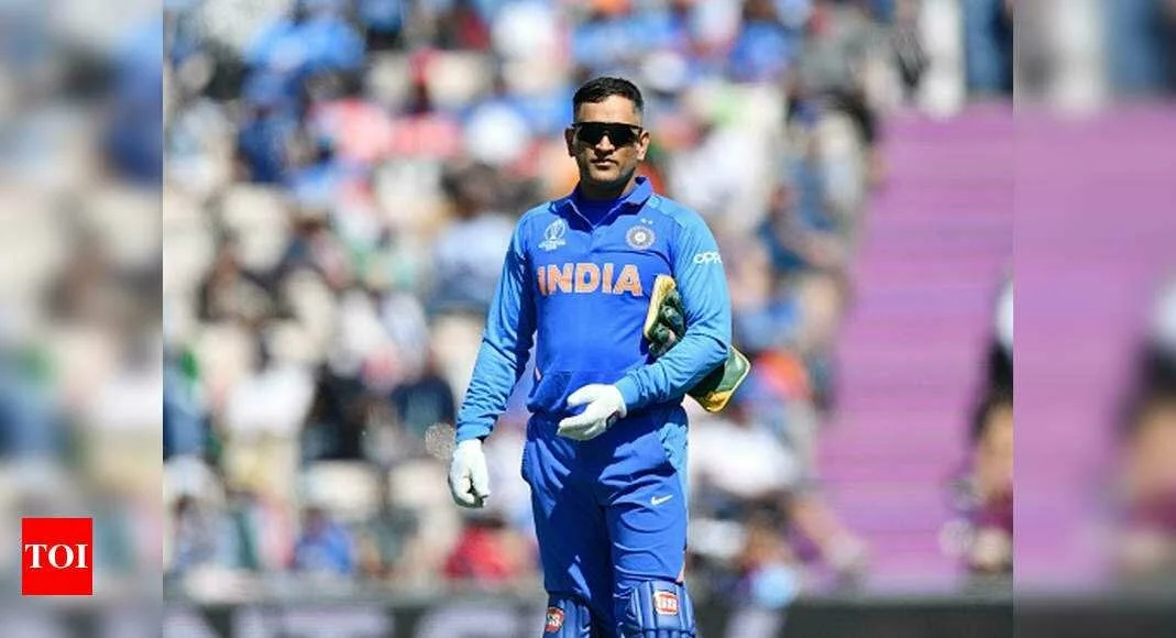 MS Dhoni stuck now, should have retired after 2019 World Cup: Shoaib Akhtar - Times of India