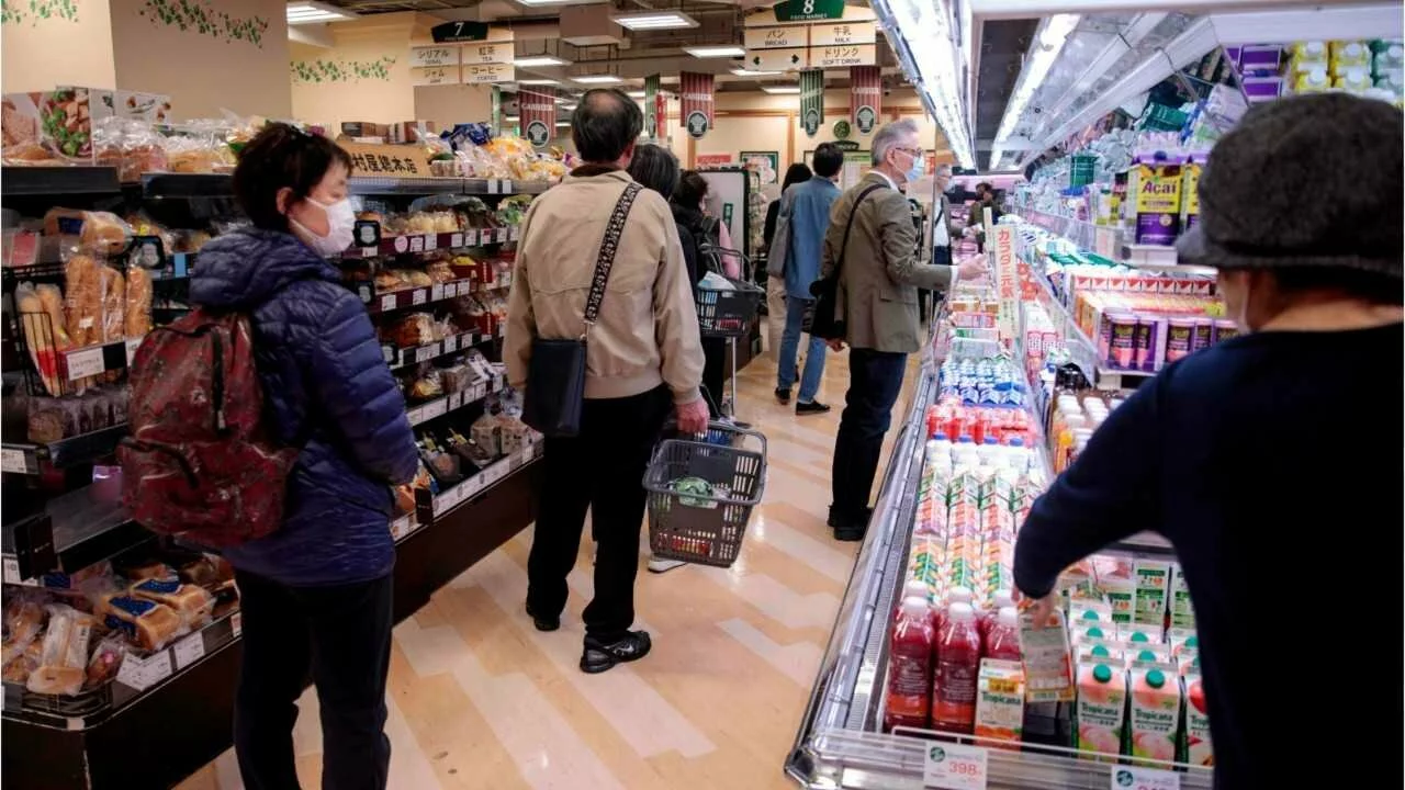 Coronavirus: How to stay safe during grocery store visits - India Gone Viral
