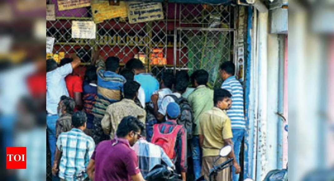 Tamil Nadu loses Rs 90 crore per day with Tasmac outlets closure | Chennai News - Times of India