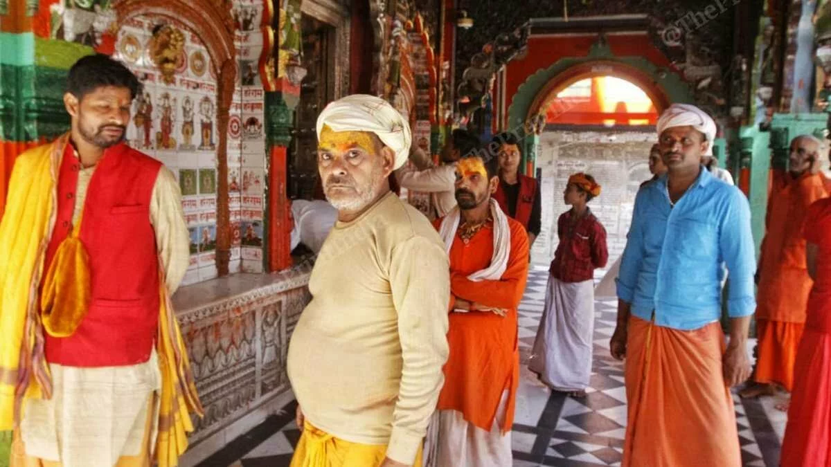 Angry sadhus, deserted Janmabhoomi, but no social distancing in Ayodhya on Ram Navami