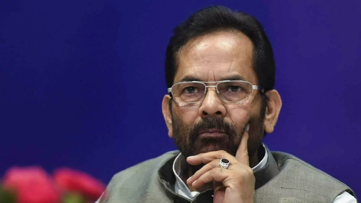 BJP's Mukhtar Abbas Naqvi is actually a Kapil Mishra, but with Allah on his lips