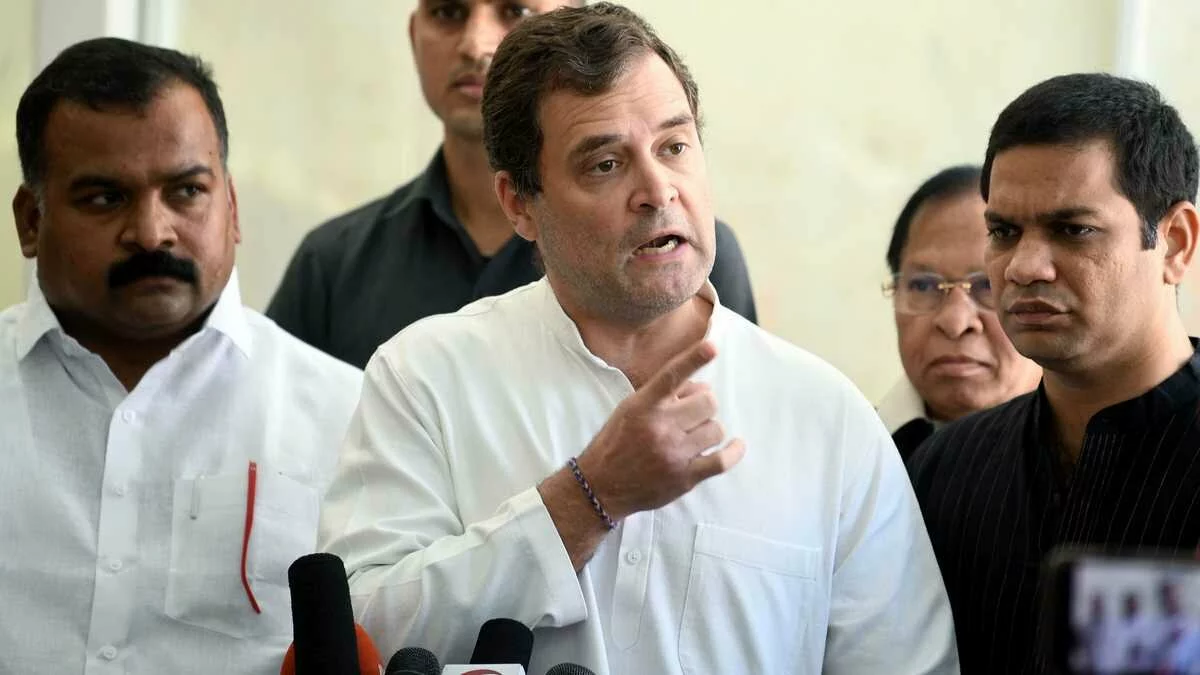 Coronavirus has increased political distancing between Rahul Gandhi and Congress old guard