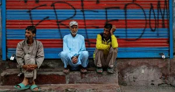 Kashmir Press Club denounces restrictions in Valley, says they are ‘unwarranted and unreasonable’